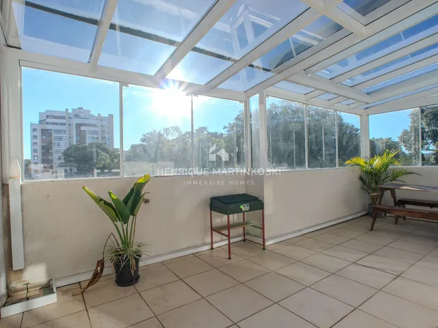 Imagem 9: Duplex Reformado com Terraço e Vista para o Bosque no Ecoville