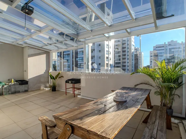 Imagem 15: Duplex Reformado com Terraço e Vista para o Bosque no Ecoville