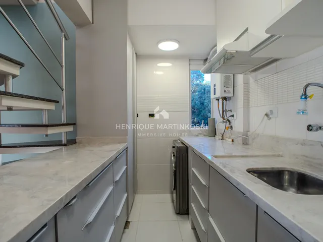 Imagem 14: Duplex Reformado com Terraço e Vista para o Bosque no Ecoville