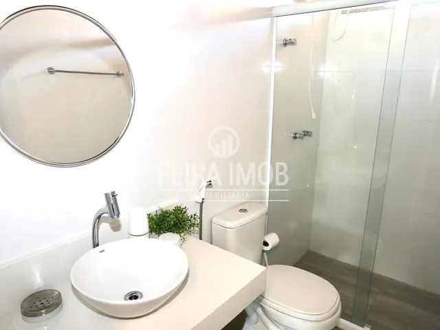 Imagem 3: Paraiso - Casa à Venda em Guarajuba no Condomínio Paraíso com 7 Quartos e Piscina a