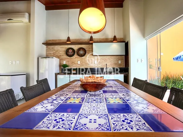 Imagem 1: Paraiso - Casa à Venda em Guarajuba no Condomínio Paraíso com 7 Quartos e Piscina a