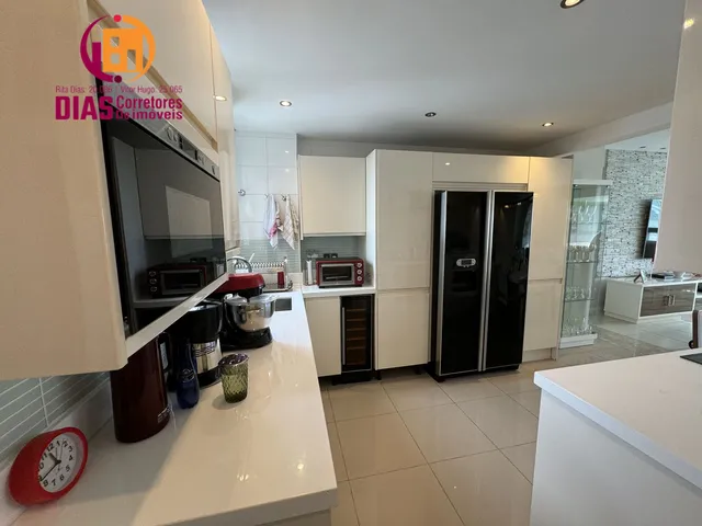 Imagem 11: Vendo Apartamento exclusivo vista mar com 190m² com 4 suítes completas, 3 vagas, 01