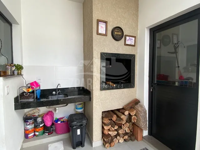 Imagem 12: Imperdível: Casa à venda em Porto Alegre-RS, bairro Hípica, com 3 quartos, 1 suíte, 2
