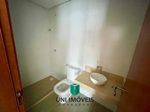 Imagem 2: Apartamento à venda no Centro de Guarapari com área externa e lazer completo