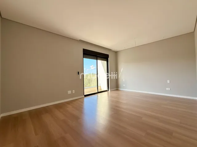 Imagem 9: Sobrado triplex Alto Padrão