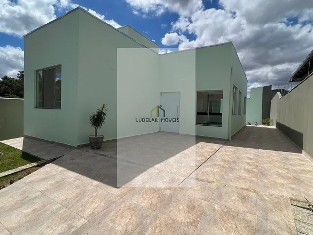 Imagem: Casa à venda ou locação em Mateus Leme-MG
