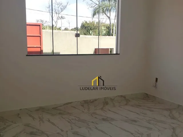 Imagem 2: Casa à venda ou locação em Mateus Leme-MG, bairro Jardim de Ala: 3 quartos, 1 suíte