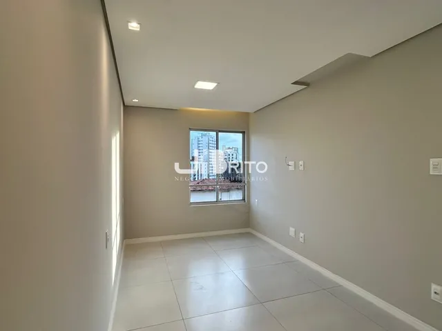 Imagem 6: APARTAMENTO 57 M² 2 QUARTOS COM 1 SUÍTE REFORMADO, ARMAÇÃO