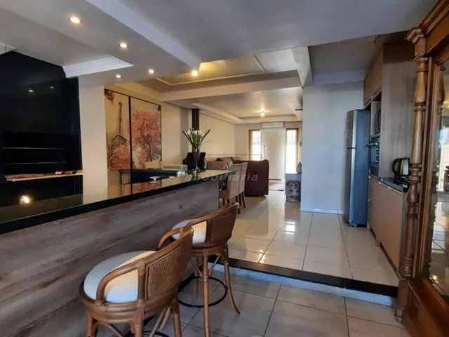 Imagem 13: Casa ampla - suíte + 2 dormitórios