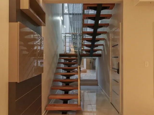 Imagem: O apartamento possui 3 Dormitórios, 1 Suíte, 3 Banheiros,