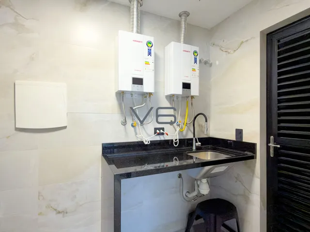 Imagem 14: Casa Alto Padrão em Condomínio com 437,24m² privativos, 4 quartos, 5 vagas de garagem