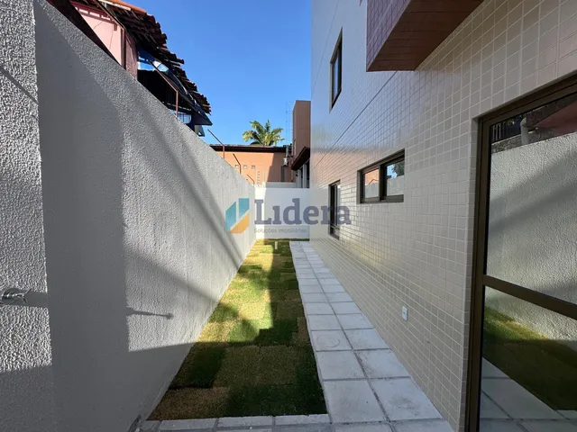 Imagem: Apartamento á venda com área externa