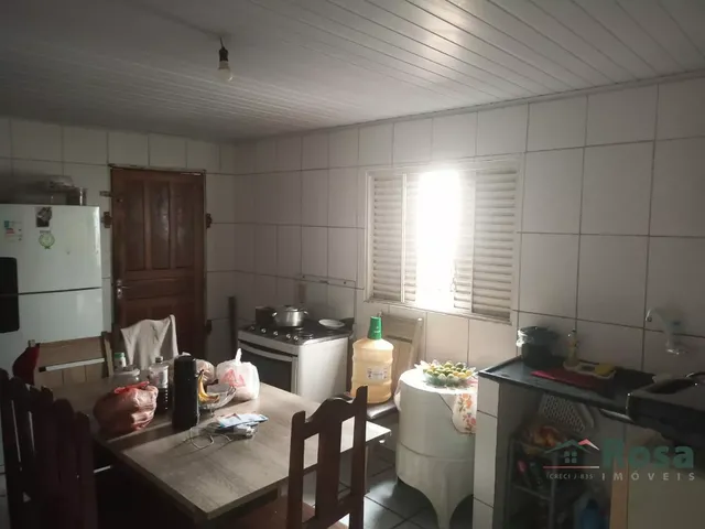 Imagem 2: Casa com localização estratégica, ideal para fins comerciais