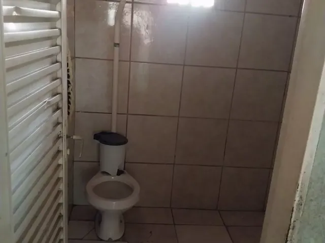 Imagem 9: Casa com localização estratégica, ideal para fins comerciais