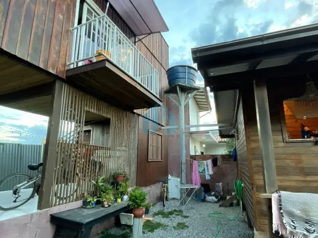Imagem 13: Duas Casas em Terreno, a Poucos Minutos da Praia Central, Próximas ao Centro, Palhocinha