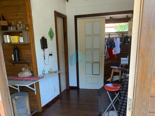 Imagem 3: Duas Casas em Terreno, a Poucos Minutos da Praia Central, Próximas ao Centro, Palhocinha