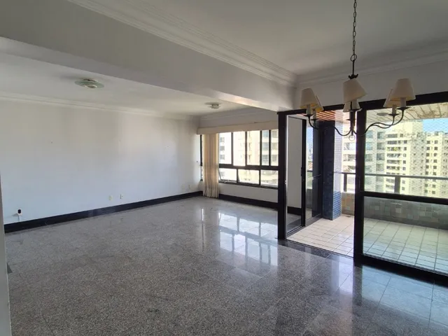 Imagem 5: Cobertura de Luxo no Itaigara: 6 quartos, piscina privativa e vista espetacular. Agende