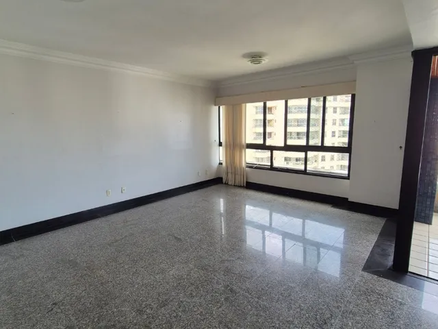 Imagem 10: Cobertura de Luxo no Itaigara: 6 quartos, piscina privativa e vista espetacular. Agende