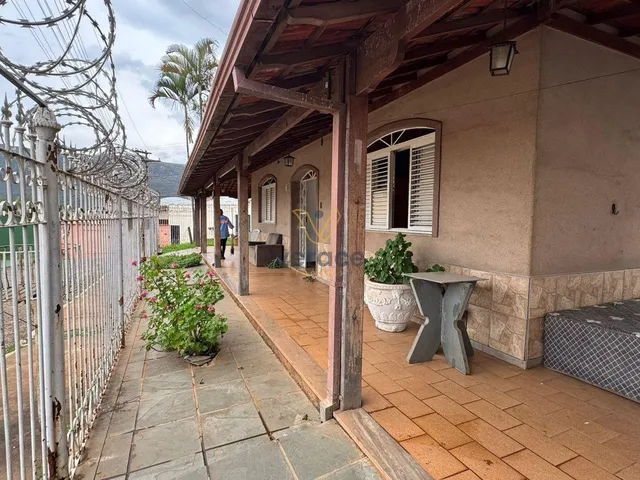 Imagem: Casa à Venda por R$ 700.000,00 no Centro