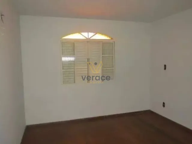 Imagem 5: Casa à Venda por R$ 700.000,00 no Centro de Ouro Branco - MG