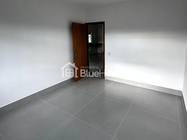 Imagem 2: Casa de 2 Quartos sendo 1 suíte em acabamento moderno no Setor Serra Dourada III