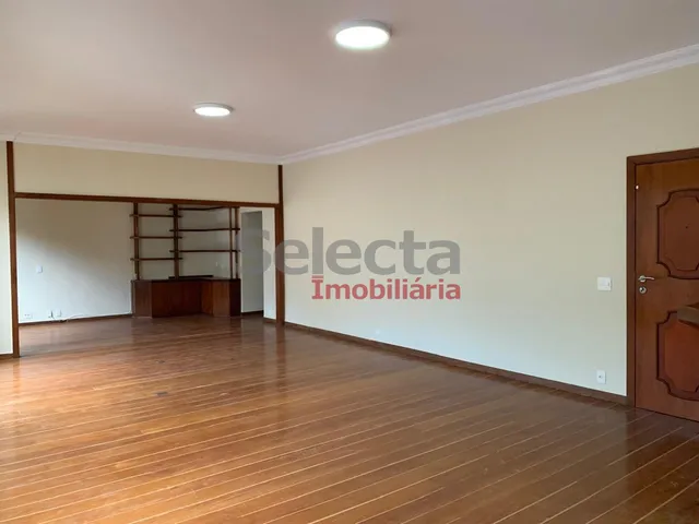 Imagem 15: Apartamento na quadra da praia, distante cerca de 20 metros da Av. Delfim Moreira, na
