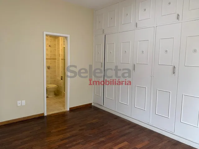 Imagem 10: Apartamento na quadra da praia, distante cerca de 20 metros da Av. Delfim Moreira, na