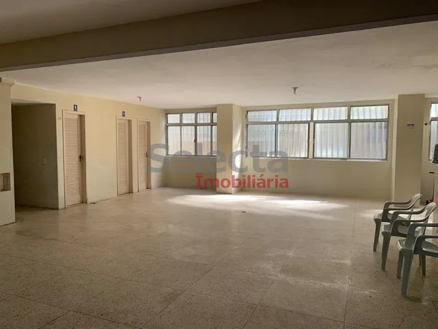 Imagem 12: Apartamento na quadra da praia, distante cerca de 20 metros da Av. Delfim Moreira, na