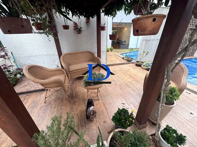 Imagem 15: Sobrado de Alto Padrão à Venda no Jardins Madri - 4 Suítes, 338 m² e Piscina, Pronto