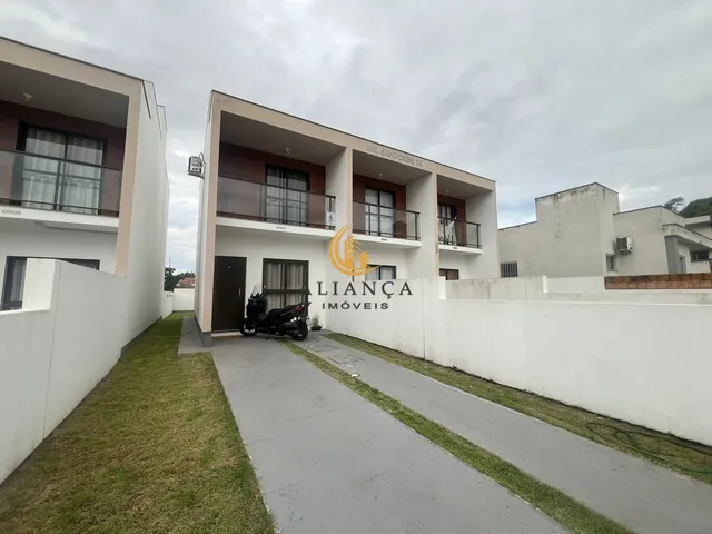 Imagem: Sobrado em Sertão do Maruim, São José/SC