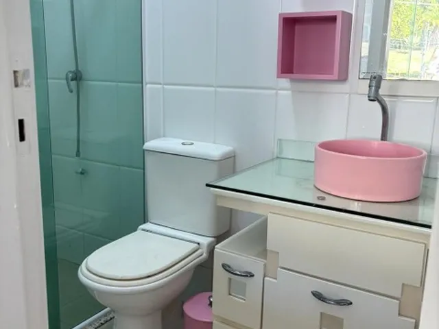 Imagem 6: CASA PARA LOCAÇÃO COM 3 SUITES E PISCINA EM BALNEÁRIO CAMBORIÚ / SC