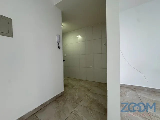 Imagem 15: Qe 40 - Rua 20 Conj 1 Lote 19 Apt 102 Frente - Polo de Modas - Guara II - Otimo
