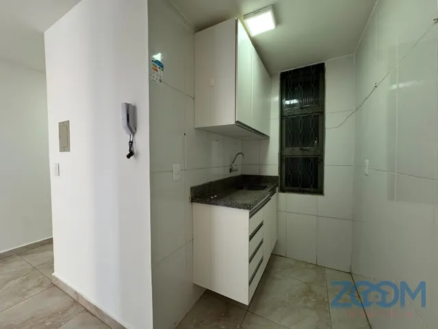 Imagem 12: Qe 40 - Rua 20 Conj 1 Lote 19 Apt 102 Frente - Polo de Modas - Guara II - Otimo