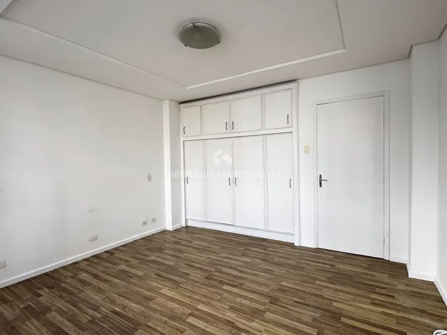 Imagem 3: Apartamento 150m² com vaga no Centro de Curitiba