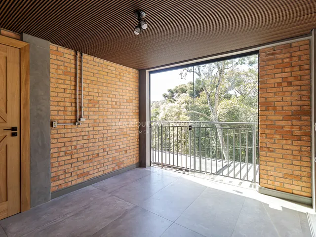 Imagem 14: Casa Sobrado Casa Moderna com Arquitetura Brutalista e Vista para a Natureza à Venda