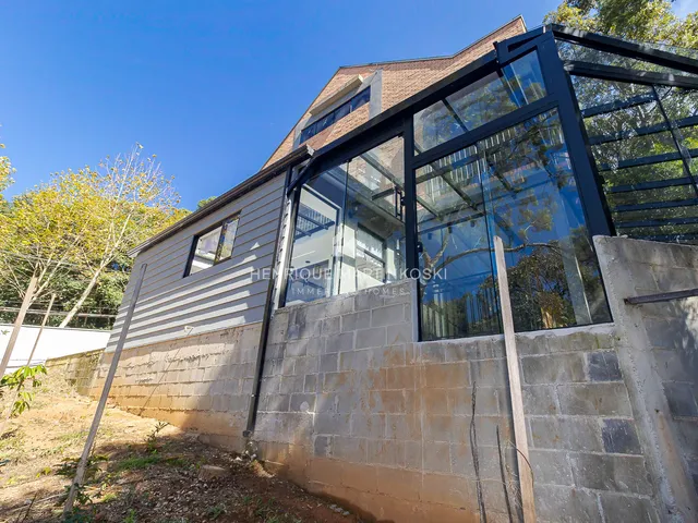 Imagem 3: Casa Sobrado Casa Moderna com Arquitetura Brutalista e Vista para a Natureza à Venda
