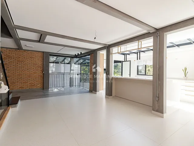 Imagem 15: Casa Sobrado Casa Moderna com Arquitetura Brutalista e Vista para a Natureza à Venda