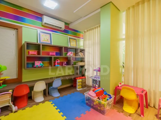 Imagem 7: Apartamento com 4 dormitórios