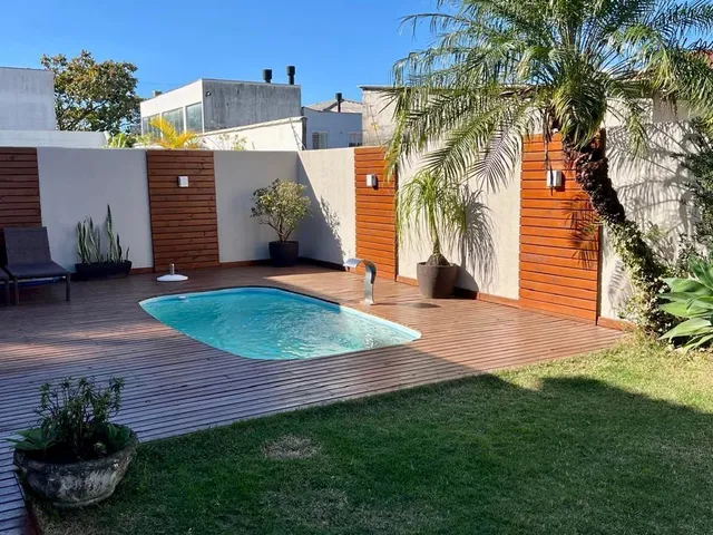 Imagem 3: Casa Alto Padrão em Condominio - Centro de Palhoça