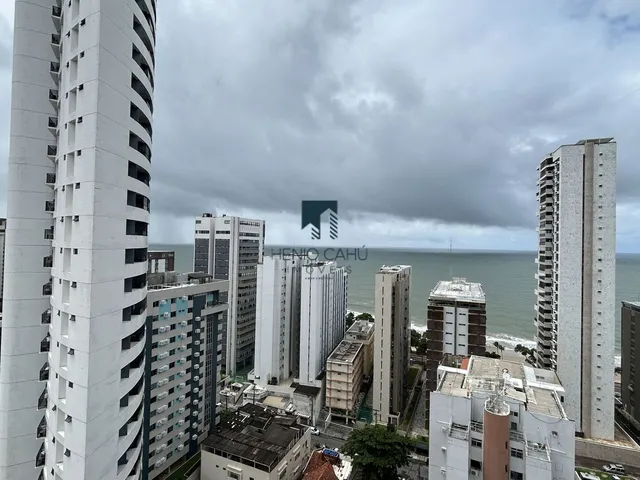 Imagem: O apartamento possui 4 Dormitórios, 2 Suítes, 4 Banheiros