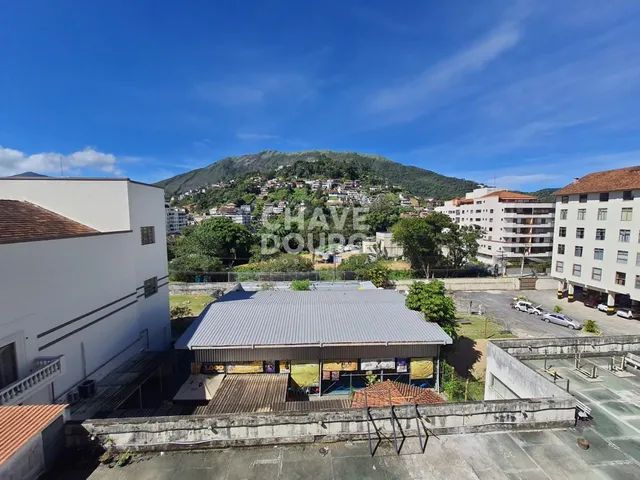 Imagem 2: Apartamento de com 1 quarto (suíte) e 1 vaga no coração do Alto