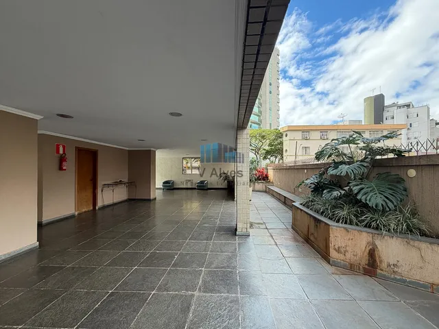 Imagem 8: Apartamento com 127m², 4 quartos, suíte e 2 vagas. À venda, em ponto nobre do bairro