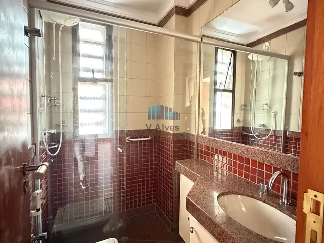 Imagem 6: Apartamento com 127m², 4 quartos, suíte e 2 vagas. À venda, em ponto nobre do bairro