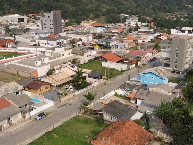 Imagem 3: Lindo Lote em Zimbros - Bombinhas/SC
