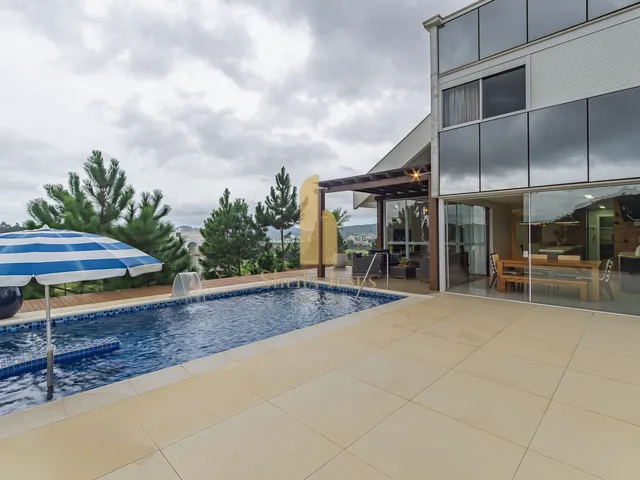 Imagem 2: Casa na Montanha 3 Suítes + 1 em Camboriú/SC!