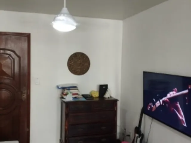 Imagem: O apartamento possui 3 Dormitórios, 1 Suíte, 1 Banheiro, 1