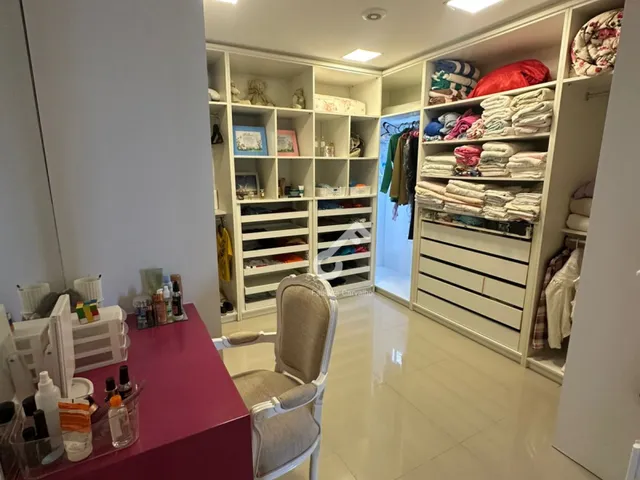Imagem 9: ESTRADA DO COCO, Abrantes. Duplex ALTO PADRÃO, cond. fechado com total infraestrutura