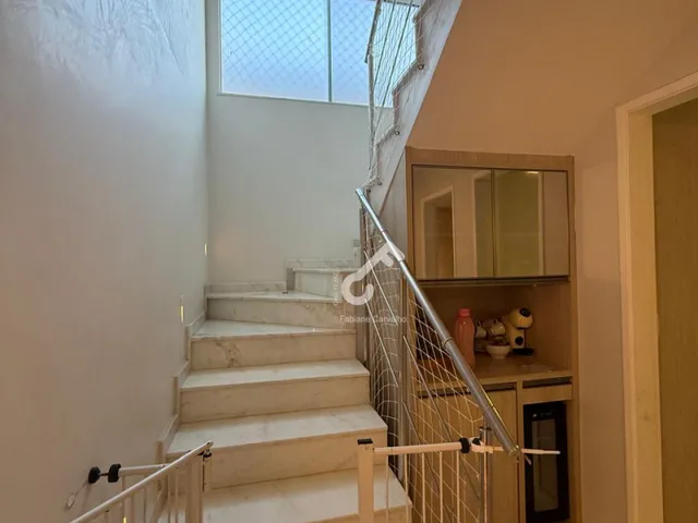 Imagem 7: ABRANTES, Estrada do Coco. Duplex composto de 4 quartos sendo 1 suíte e 1 quarto