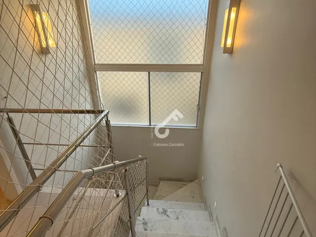 Imagem 8: ABRANTES, Estrada do Coco. Duplex composto de 4 quartos sendo 1 suíte e 1 quarto