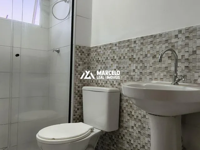 Imagem 2: OPORTUNIDADE !!!! Apenas 890,00. Alugo apartamento no 4º andar, com 2/4 no Cond